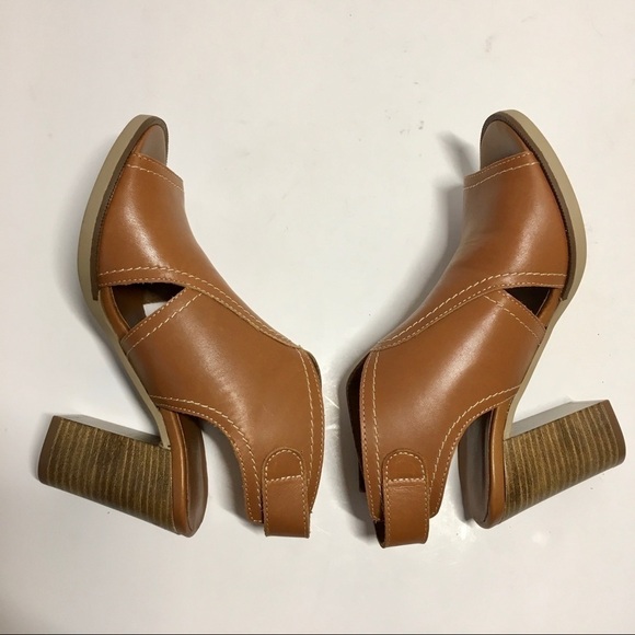 Bella Vita Viv Italy Leather Block Heel Sandals 5M - Picture 13 of 16